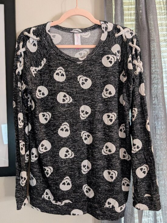 No Boundaries Sweaters - No Boundaries Grey Skull Long Sleeve with Lace up Shoulders Halloween Size XL